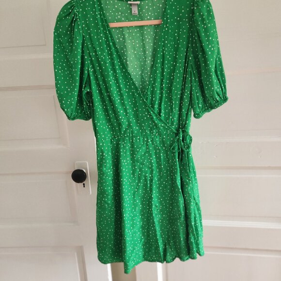 Light Cute Comfy Dress - Picture 2 of 5